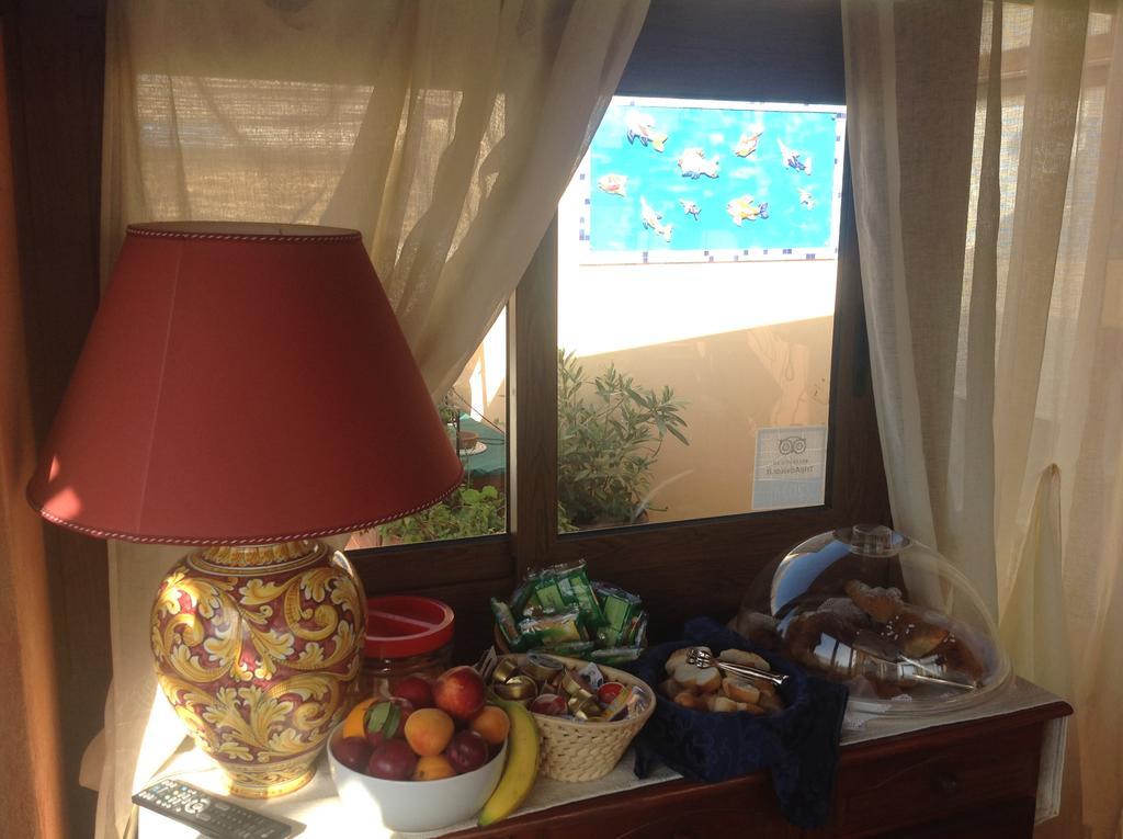 Le Cale Bed & Breakfast LMP Екстериор снимка